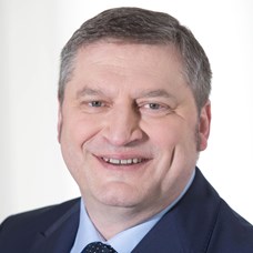 Profilbild von Dr. Harald Schöffl 