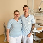 Die PflegefachassistentInnen Ben-Tristan Gruber und Eva Hammer