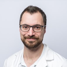 Profilbild von Ass. Dr. Florian Schachinger 