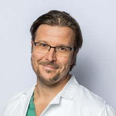 Profilbild von OA Dr. Mark-Philipp Willingshofer, DESA, EDIC, LL.M. 