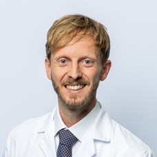 Profilbild von Univ.-Prof. Dr. Helmut Salzer, MPH 