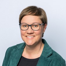 Profilbild von Mag.a (FH) Karin Enzenhofer 