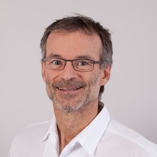 Profilbild von OA Dr. Wolfgang Puchner 
