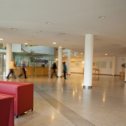 Foyer am Neuromed Campus
