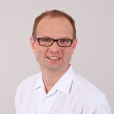 Profilbild von OA Dr. Roland Lanzersdorfer 