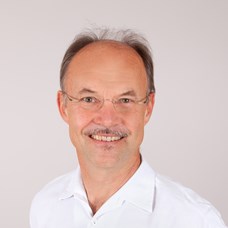 Profilbild von OA Dr. Johannes Hartl 