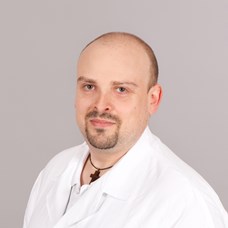 Profilbild von OA Dr. Harald Panaker 