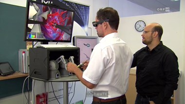 Weltweit einzigartiger Simulator für neurochirurgische Clipping-Operationen