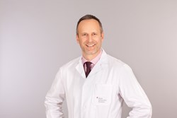 Univ.-Prof. Dr. Andreas F. Zierer, Vorstand der Universitätsklinik für Herz-, Gefäß- und Thoraxchirurgie