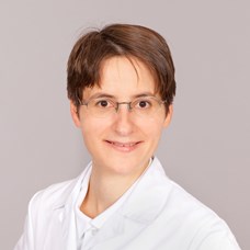 Profilbild von OÄ Mag.a Dr.in Claudia Grosse, LL.M. 
