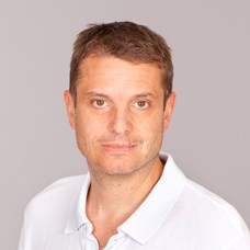 Profilbild von OA Dr. Maximilian Ziernhöld 