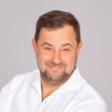 Profilbild von OA Dr. Peter Pichler 
