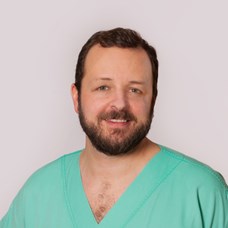 Profilbild von OA Dr. Lukas Mayer 