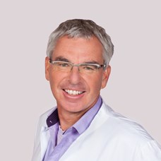 Profilbild von Dr. Raphael Oberhuber 