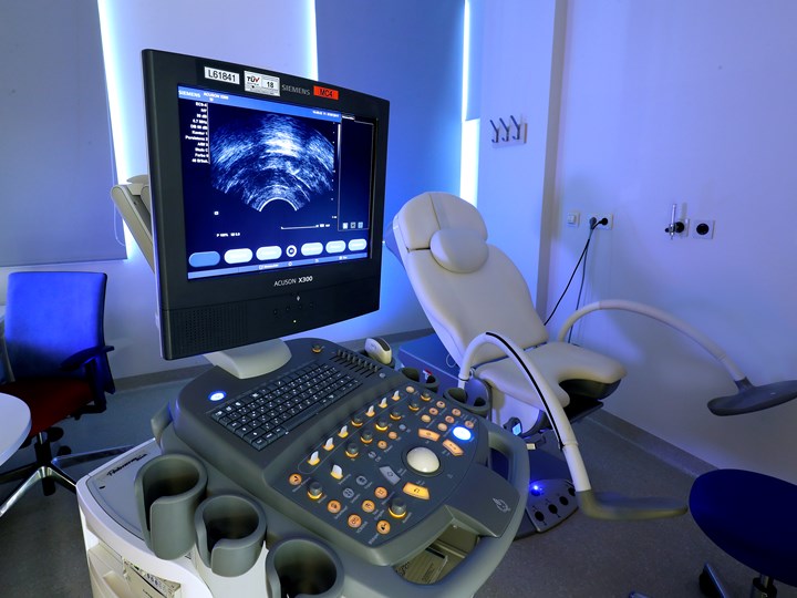 Untersuchungszimmer für Ultraschalldiagnostik