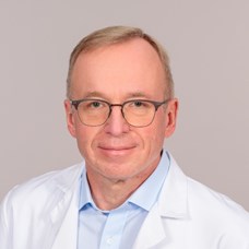 Profilbild von OA Dr. Hannes Müller 
