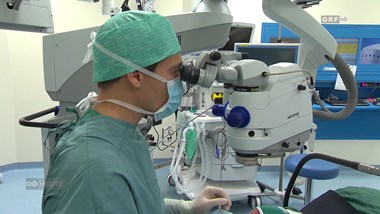 Operationen in 3D: Neue OP-Technologie ermöglicht höhere Präzision in der Augenchirurgie  