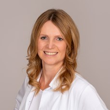 Profilbild von OÄ Dr.in Gudrun Piringer, MSc 